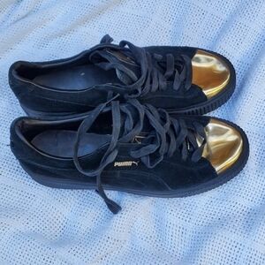 Puma Metallic Sneakers 10.5‎